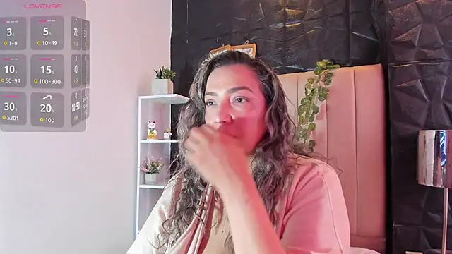 marie hss online show from November 19, 2:39 pm