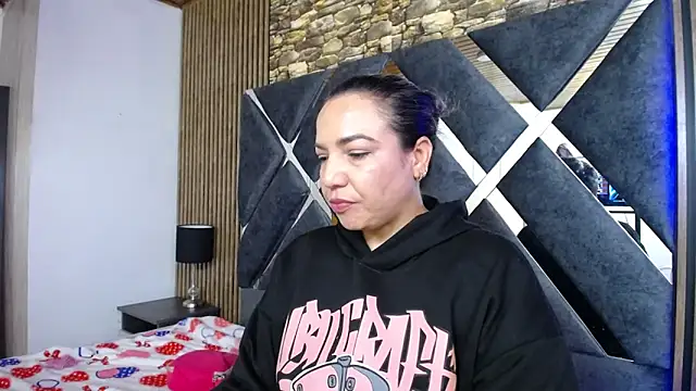 marie hss online show from March 15, 2:23 pm