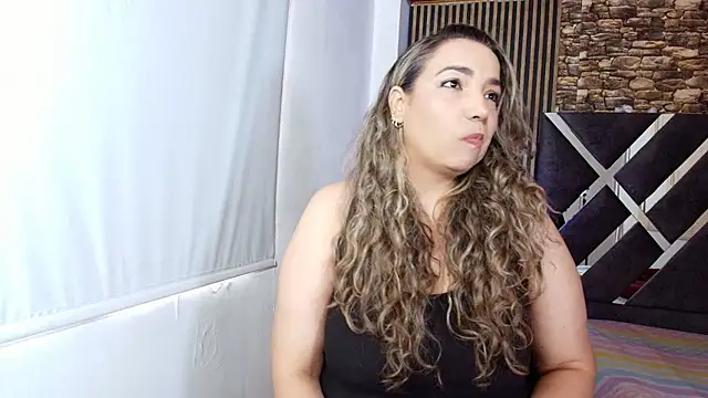Snapshot of marie_hss chatting on June 30, 7:14 pm marie hss online show from June 30, 7:14 pm