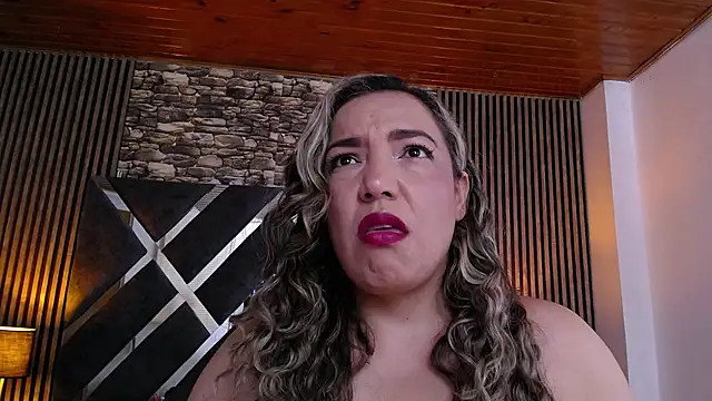 marie hss online show from February 12, 8:08 pm