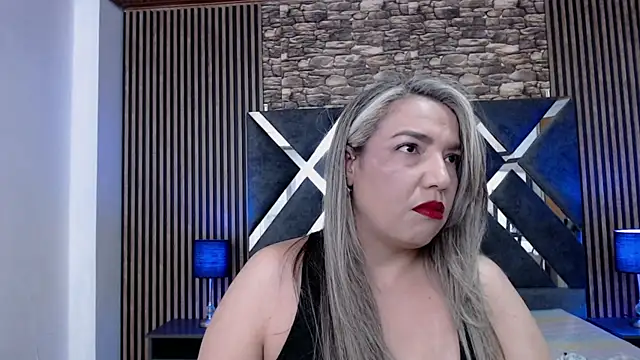 marie hss online show from December 22, 7:14 pm