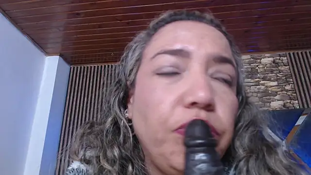 marie hss online show from January 8, 8:53 am