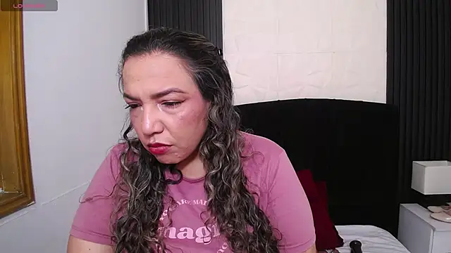 marie hss online show from November 20, 4:29 pm