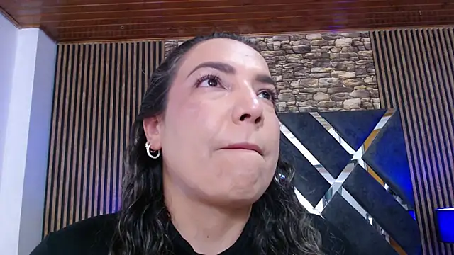 marie hss online show from December 16, 6:12 pm