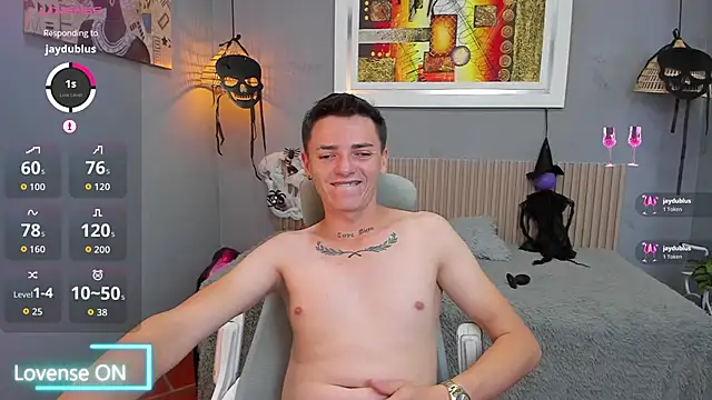 Snapshot of tossetrech chatting on November 6, 3:10 am tossetrech online show from November 6, 3:10 am