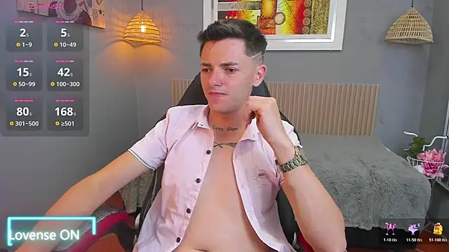 Snapshot of tossetrech chatting on November 12, 2:59 am tossetrech online show from November 12, 2:59 am