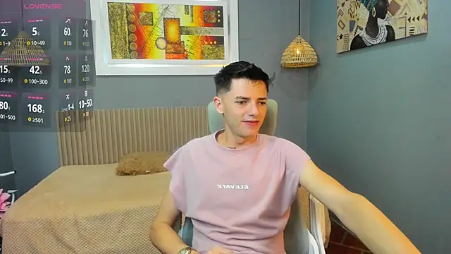 Snapshot of tossetrech chatting on September 12, 2:44 am tossetrech online show from September 12, 2:44 am