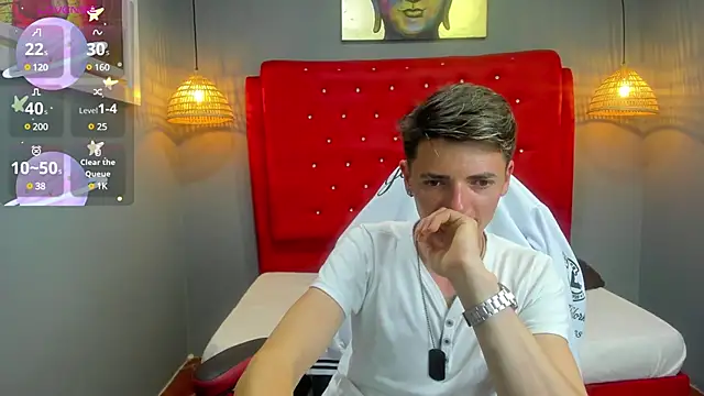 Snapshot of tossetrech chatting on March 11, 3:25 am tossetrech online show from March 11, 3:25 am