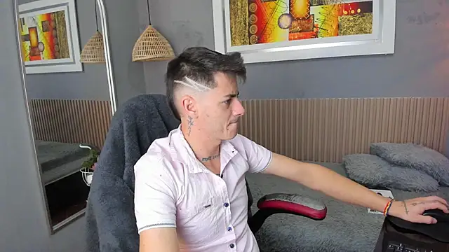 Snapshot of tossetrech chatting on November 26, 2:55 am tossetrech online show from November 26, 2:55 am