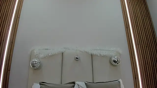 DojaAissha online show from December 17, 10:42 am