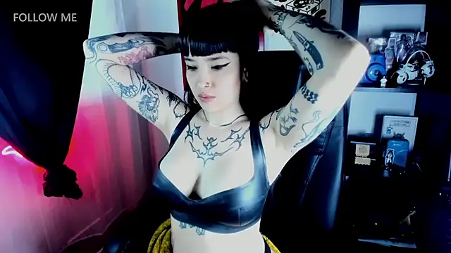 Demongirl6666 online show from April 24, 7:32 am
