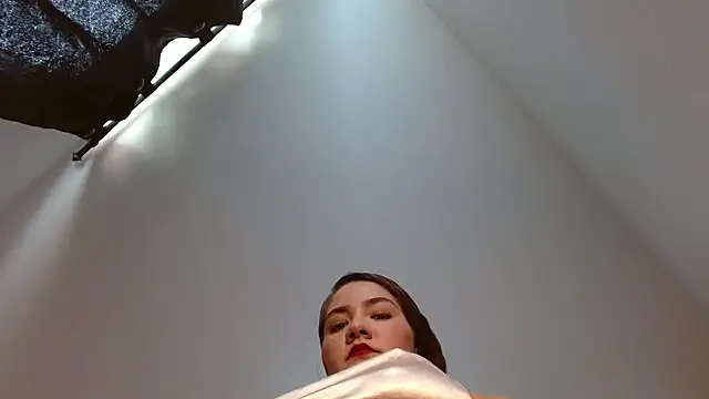 keilafranco online show from November 20, 6:19 pm