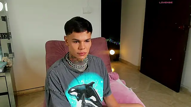 Snapshot of Jordyrodriiguez chatting on October 18, 2:08 pm Jordyrodriiguez online show from October 18, 2:08 pm
