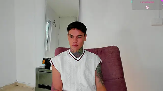 Snapshot of Jordyrodriiguez chatting on October 14, 1:12 pm Jordyrodriiguez online show from October 14, 1:12 pm
