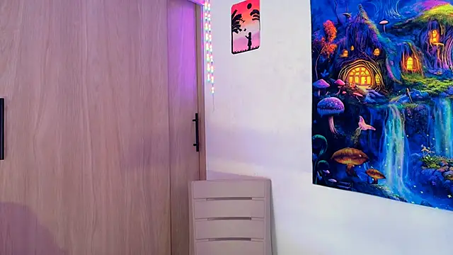 CatrinaRossi online show from November 20, 7:58 pm