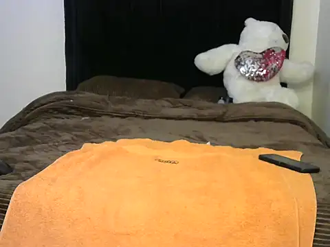 Snapshot of Moniklavy chatting on February 4, 5:55 pm Moniklavy online show from February 4, 5:55 pm
