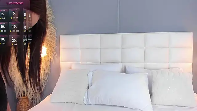 HannaKarson online show from November 13, 11:36 am