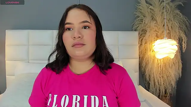 HannaKarson online show from November 29, 11:32 am