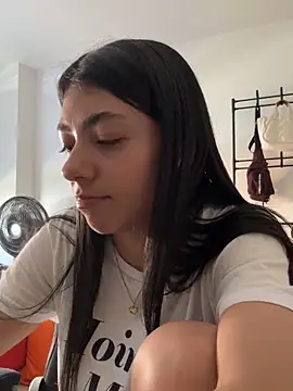 Liissa cute  online show from December 15, 7:20 pm