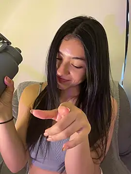 Liissa cute  online show from April 8, 6:31 pm