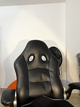 Liissa cute  online show from November 4, 4:44 pm