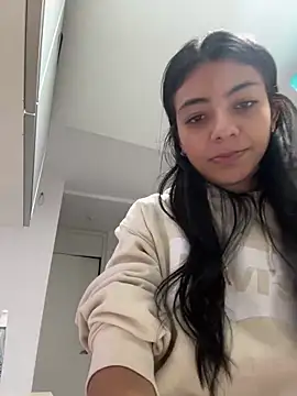 Liissa cute  online show from February 22, 10:20 pm