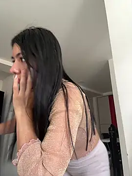 Liissa cute  online show from April 14, 5:07 pm