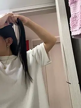 Liissa cute  online show from February 12, 7:13 pm