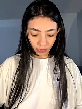 Liissa cute  online show from November 5, 5:27 pm