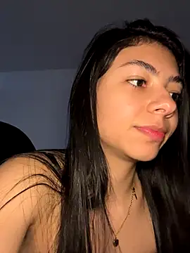 Liissa cute  online show from December 3, 9:03 pm