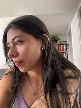 Liissa cute  online show from February 10, 6:18 pm