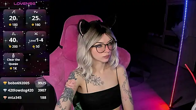 The love project online show from February 17, 12:30 am