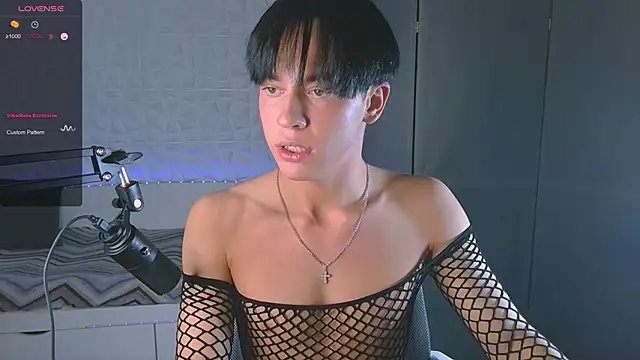 Snapshot of Jerry_Bomb chatting on October 16, 4:37 pm Jerry Bomb online show from October 16, 4:37 pm