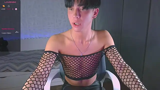 Snapshot of Jerry_Bomb chatting on October 19, 2:31 pm Jerry Bomb online show from October 19, 2:31 pm