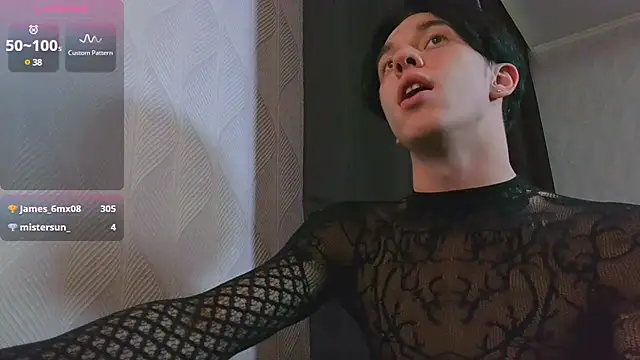 Snapshot of Jerry_Bomb chatting on February 5, 2:37 pm Jerry Bomb online show from February 5, 2:37 pm