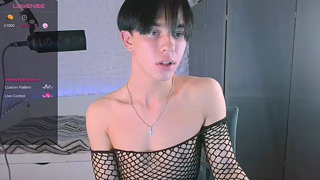 Snapshot of Jerry_Bomb chatting on November 9, 1:04 pm Jerry Bomb online show from November 9, 1:04 pm