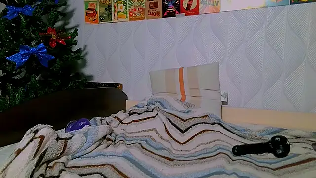 Snapshot of Jerry_Bomb chatting on February 19, 6:54 pm Jerry Bomb online show from February 19, 6:54 pm