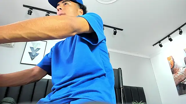 Snapshot of ANGEL_NICOLAS chatting on January 14, 4:25 am ANGEL NICOLAS online show from January 14, 4:25 am