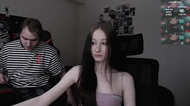 camcoupbang online show from February 24, 4:49 am