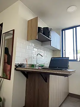 LauraCadwell online show from February 11, 1:11 pm