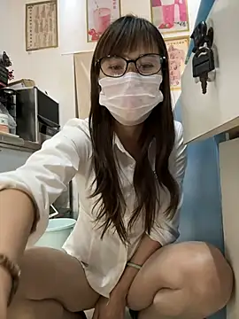 andii-1 online show from April 1, 1:51 am