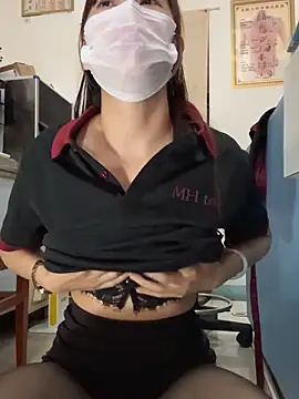 andii-1 online show from April 12, 1:53 am