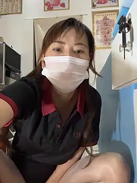 andii-1 online show from March 28, 2:01 am