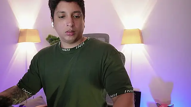 appolo allen online show from April 17, 2:36 am