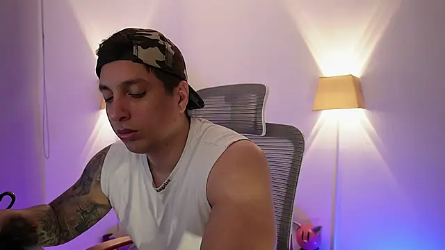 appolo allen online show from April 11, 4:42 am