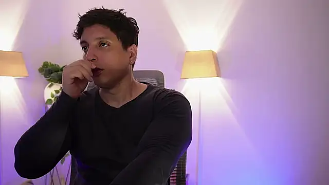 appolo allen online show from April 13, 5:22 am