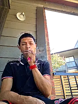 Snapshot of Yoko0381 chatting on August 2, 7:44 pm Yoko0381 online show from August 2, 7:44 pm