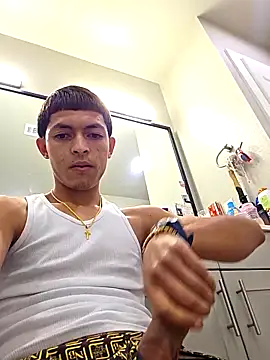 Yoko0381 online show from November 26, 4:56 am