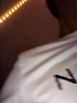 Yoko0381 online show from November 12, 6:50 am