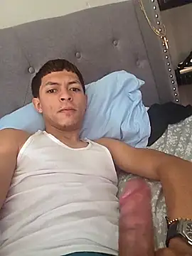 Snapshot of Yoko0381 chatting on January 12, 3:19 pm Yoko0381 online show from January 12, 3:19 pm